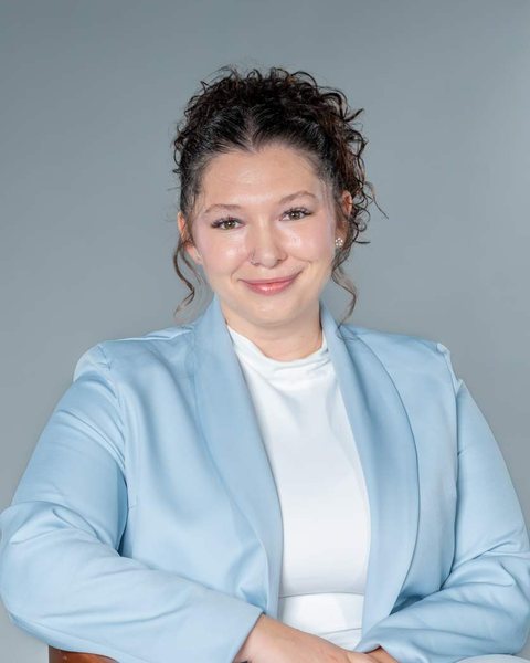 Ms. Mercedes Slawter
