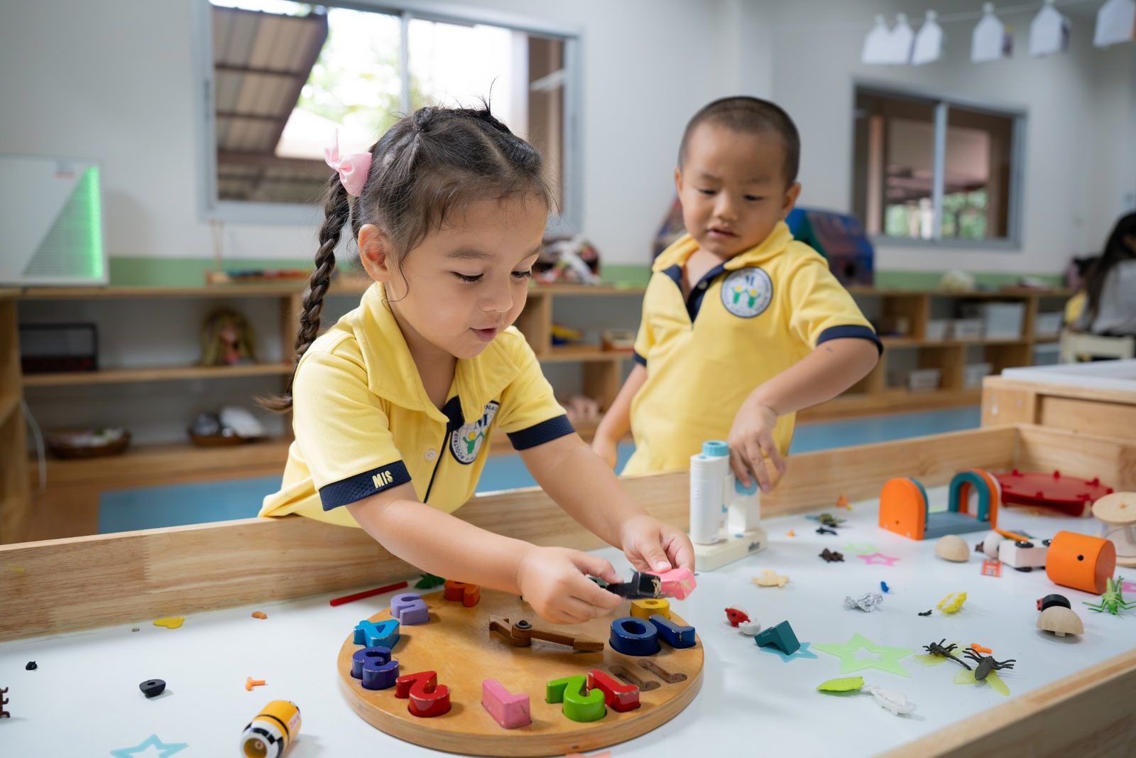 Preschool 1 child at sensory play